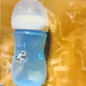 Avent Natural 9 oz 1 mo+ Bottle Blue New NO Box